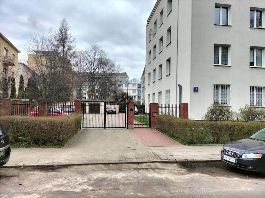 Urbannestgroup - Angorska Przy Stadionie Narodowym Varşovia Exterior foto
